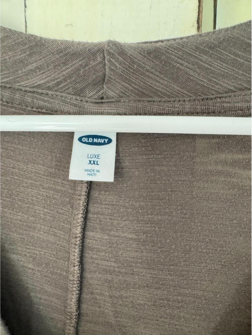 Old Navy Luxe Women V Neck Long Sleeve Top XXL Taupe Soft Stretch Casual - Picture 3 of 5